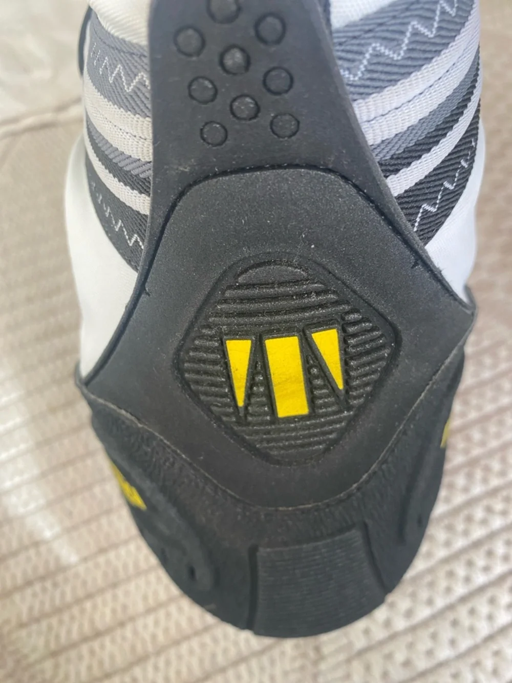 Authentic Tecnica MOON BOOT Nylon White /black The Original, 42-44 made in Italy
